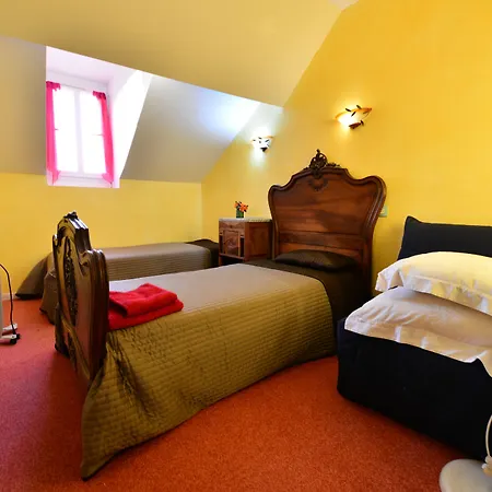 Au Pied Du Chateau Panzió 3*