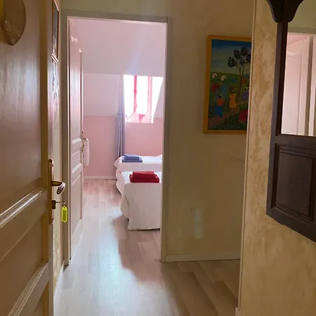 Nocleg ze śniadaniem Au Pied Du Chateau Lourdes