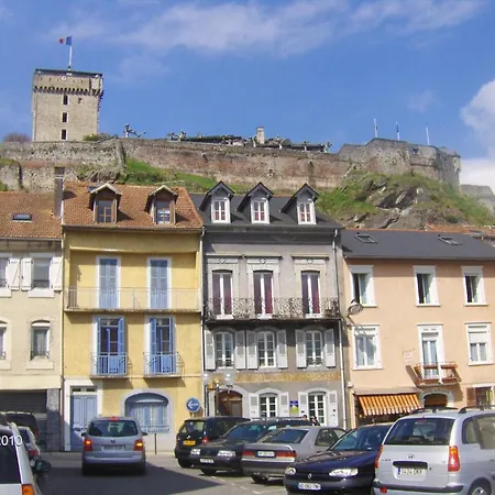 Bed and breakfast Au Pied Du Chateau